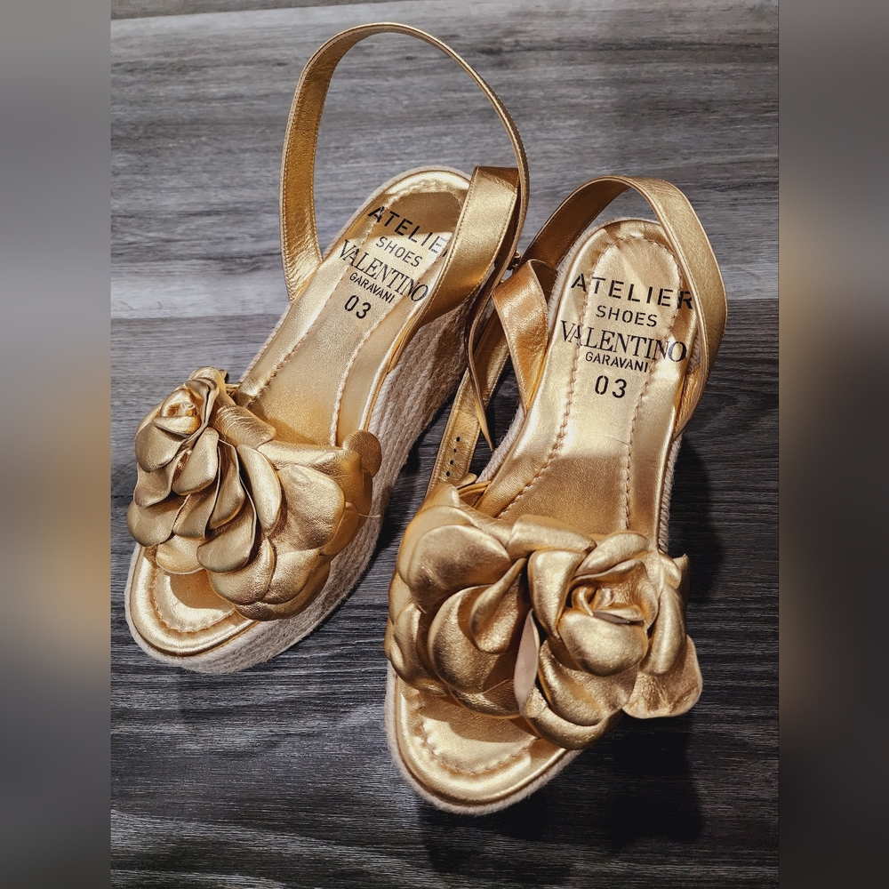 ATELIER VALENTIO GARAVANI HEELS
